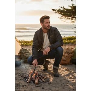 FULL SEND Diamond Quilt Bomber Jacket M Black Hypebeast Gorpcore Warm Puffer